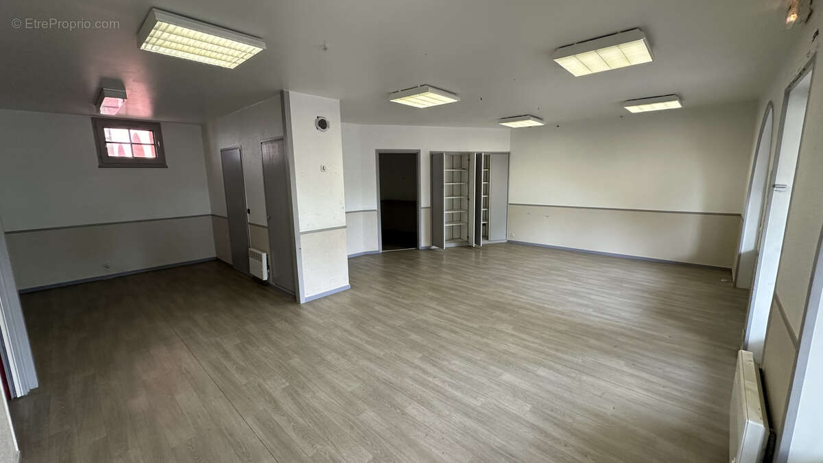 Commerce à TALMONT-SAINT-HILAIRE