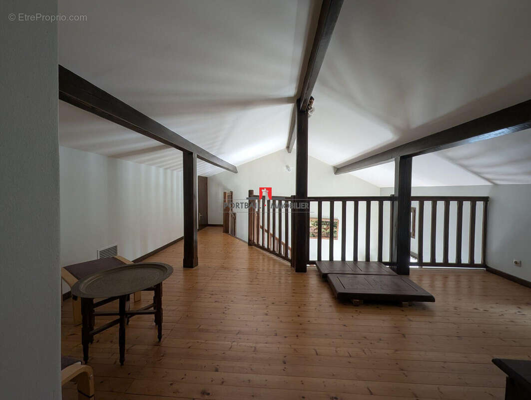 Maison à SAINT-GEORGES-DES-AGOUTS