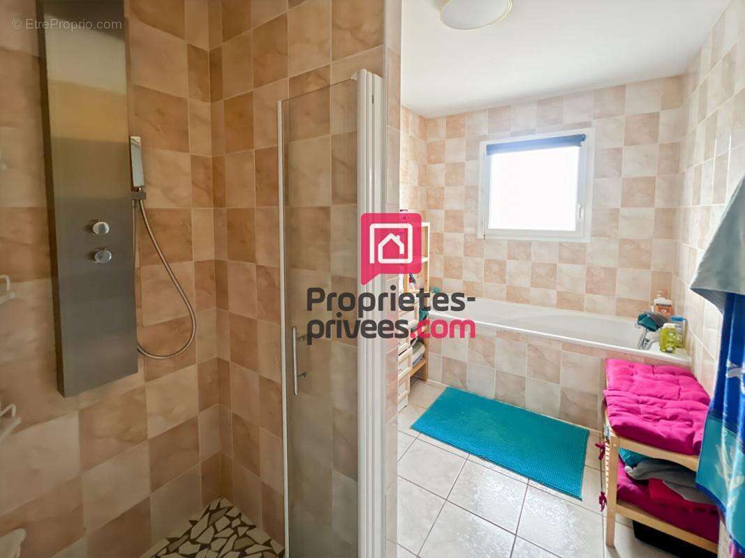 Maison à BERNOS-BEAULAC