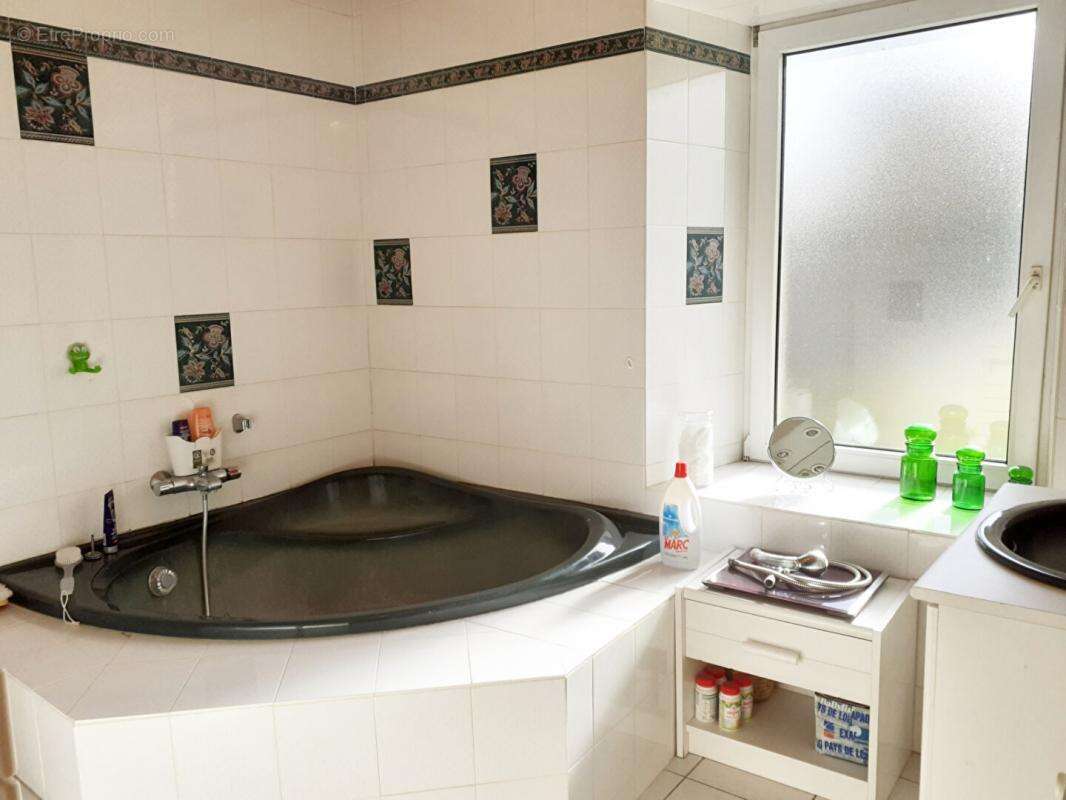 Maison à SAINT-FRONT