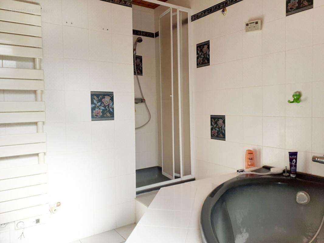 Maison à SAINT-FRONT