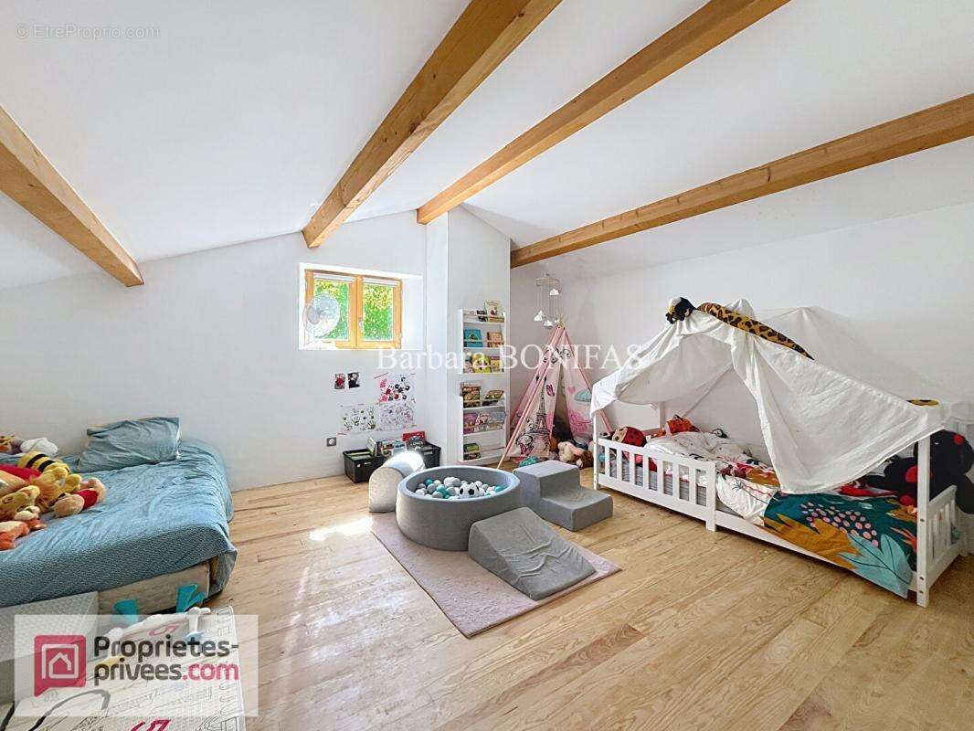 Maison à MONCLAR-DE-QUERCY