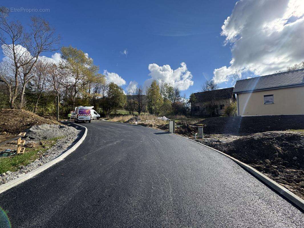 Terrain à FOREST-SAINT-JULIEN