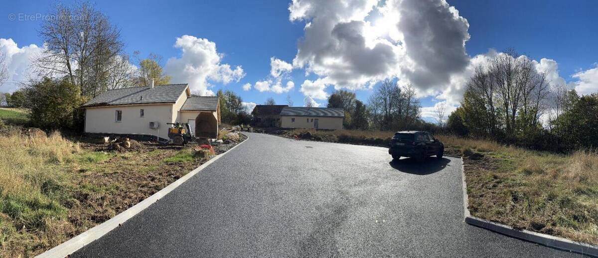 Terrain à FOREST-SAINT-JULIEN