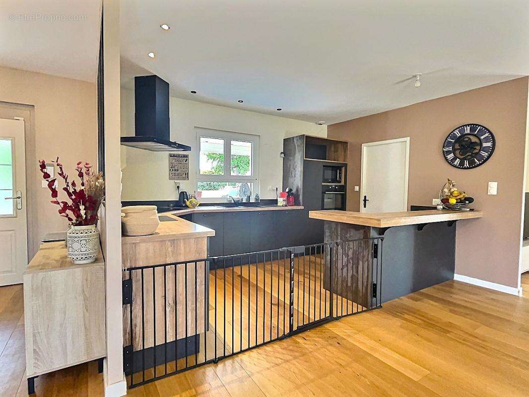 Maison à LE SEQUESTRE