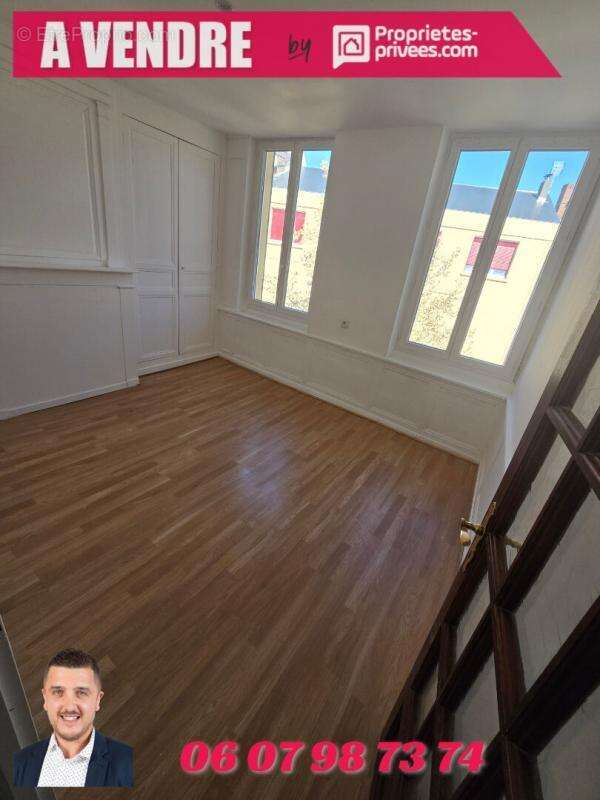 Appartement à MARLE