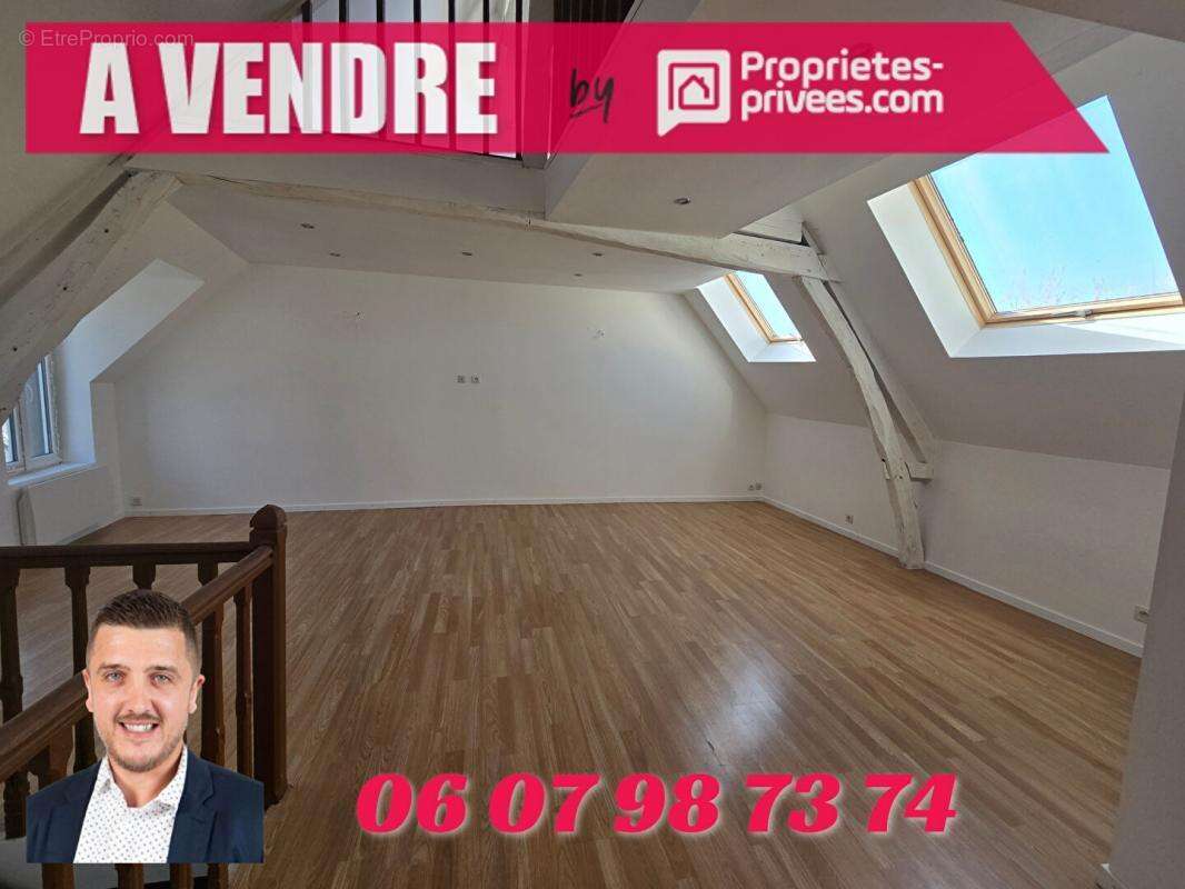 Appartement à MARLE