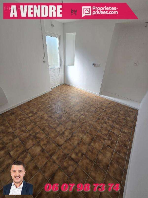 Appartement à MARLE