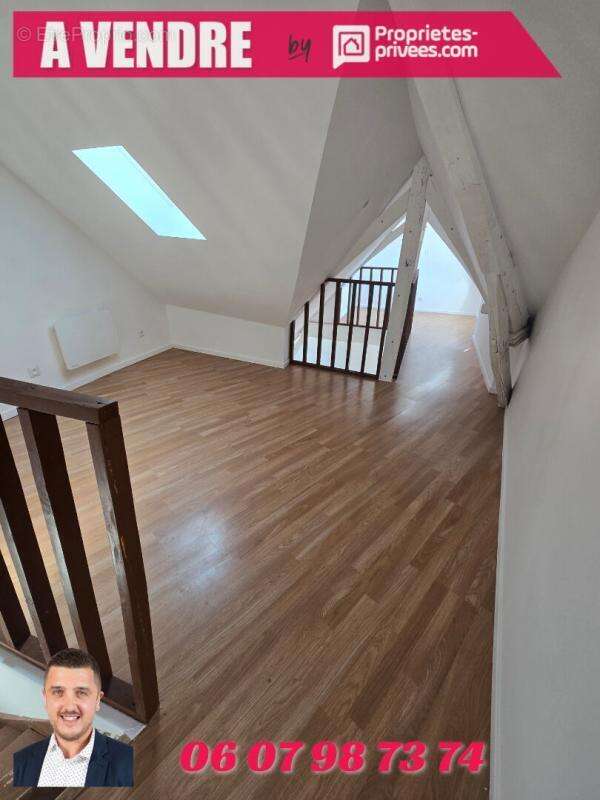 Appartement à MARLE