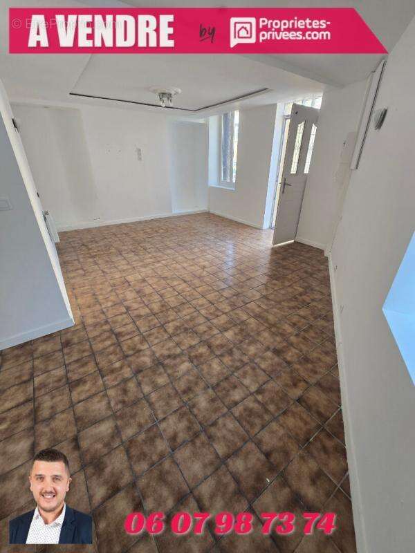 Appartement à MARLE