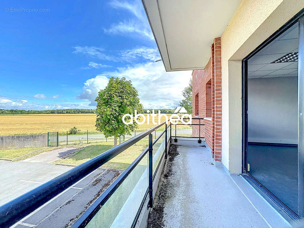 Commerce à COURRIERES