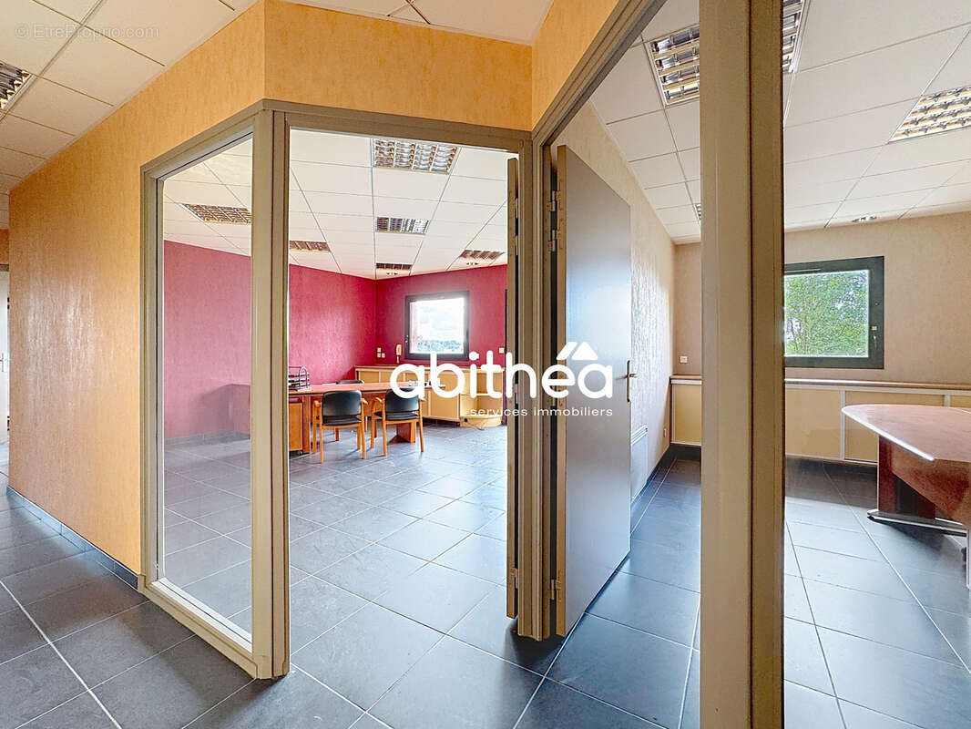 Commerce à COURRIERES