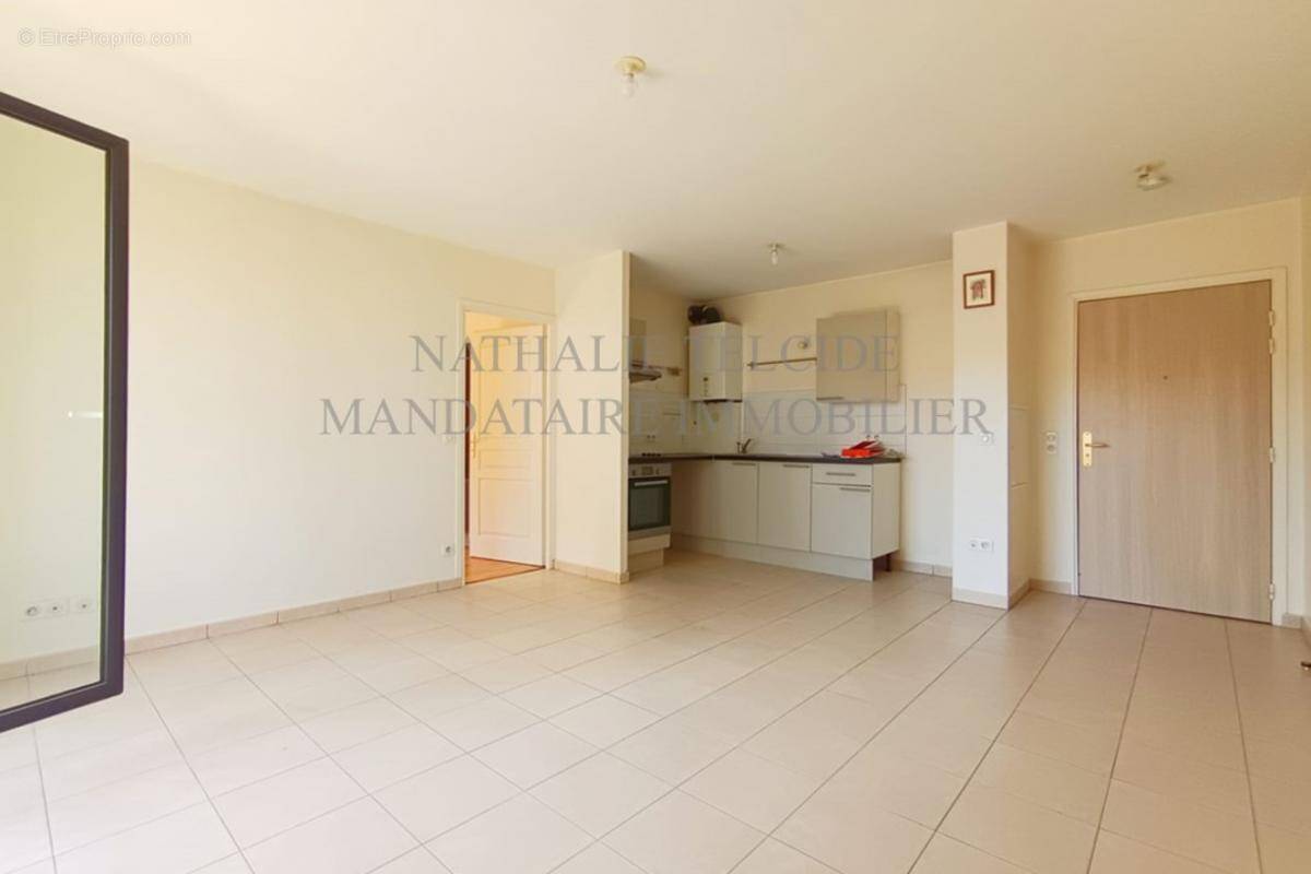 Appartement à NEUILLY-PLAISANCE