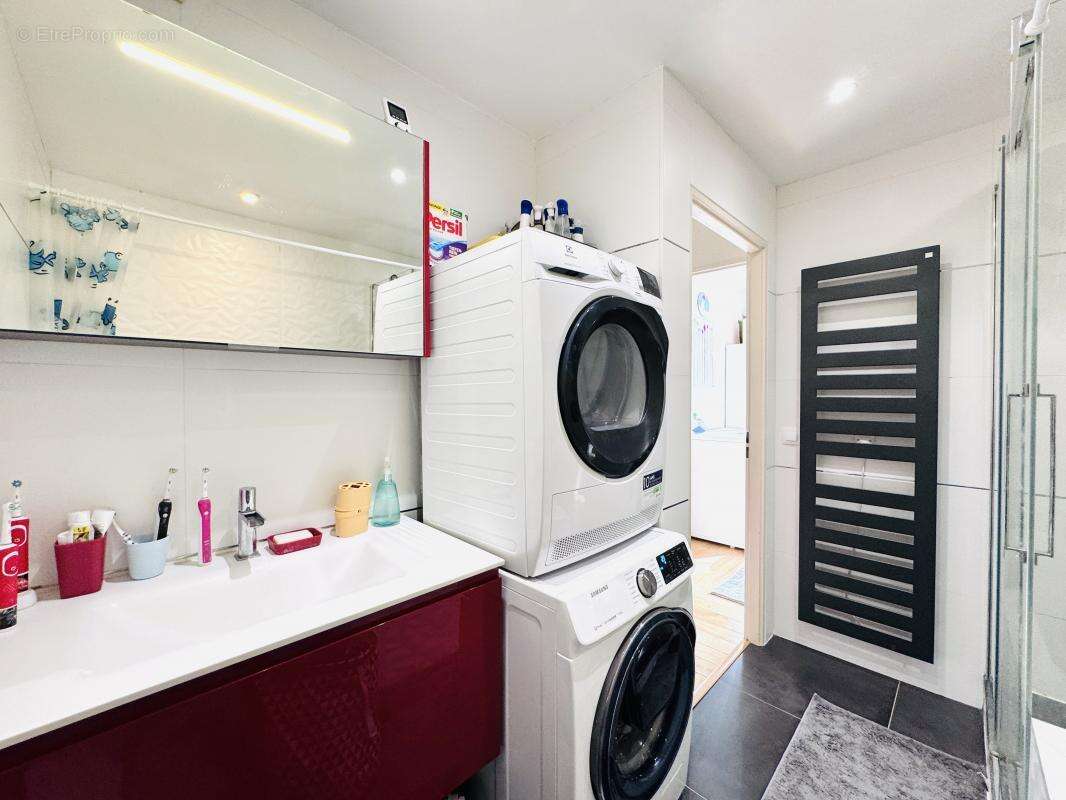 Appartement à CHATILLON