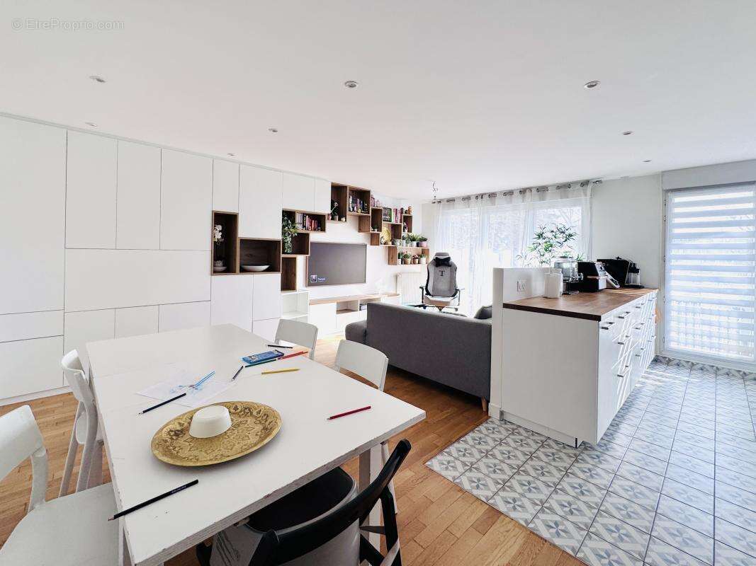 Appartement à CHATILLON