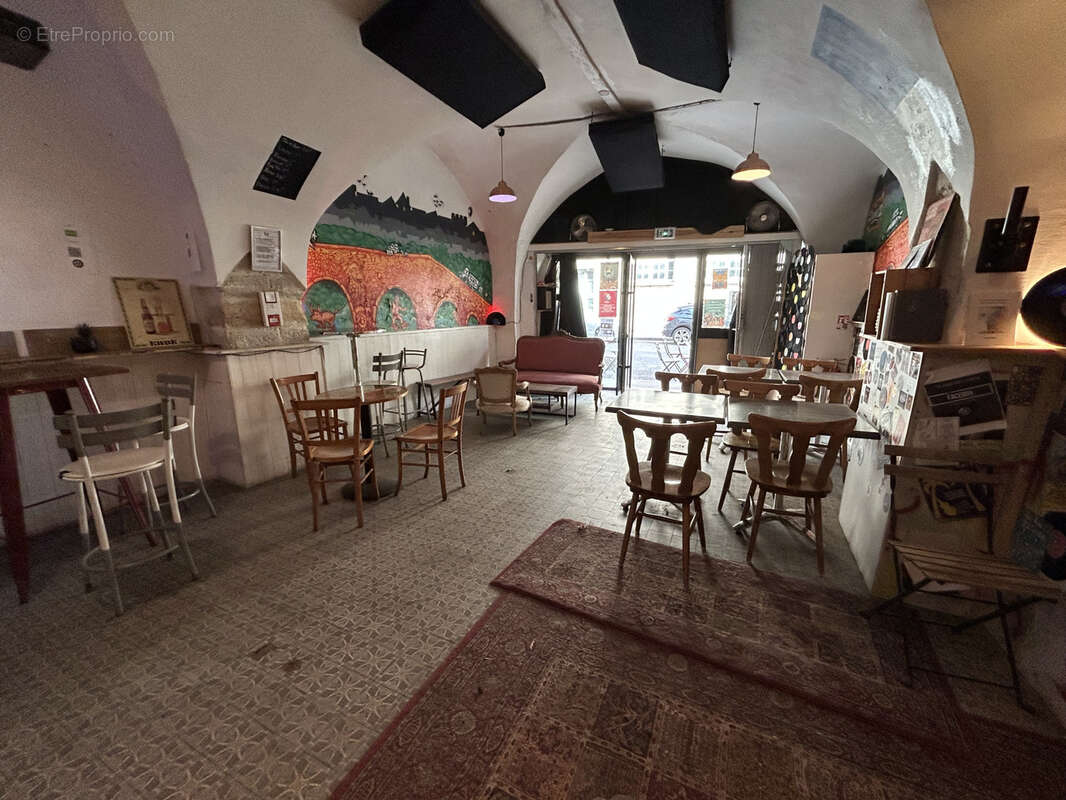 Commerce à SOMMIERES