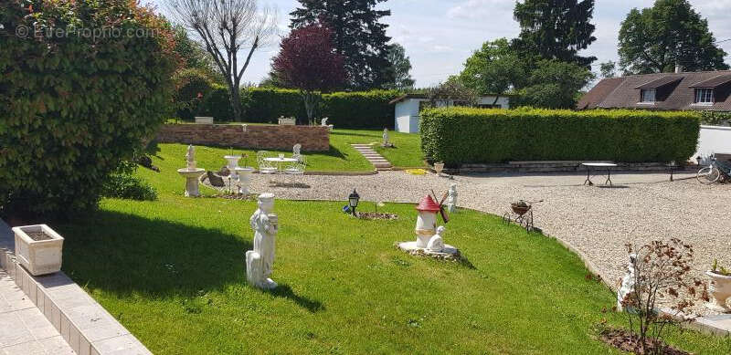 Maison à ARCES-DILO