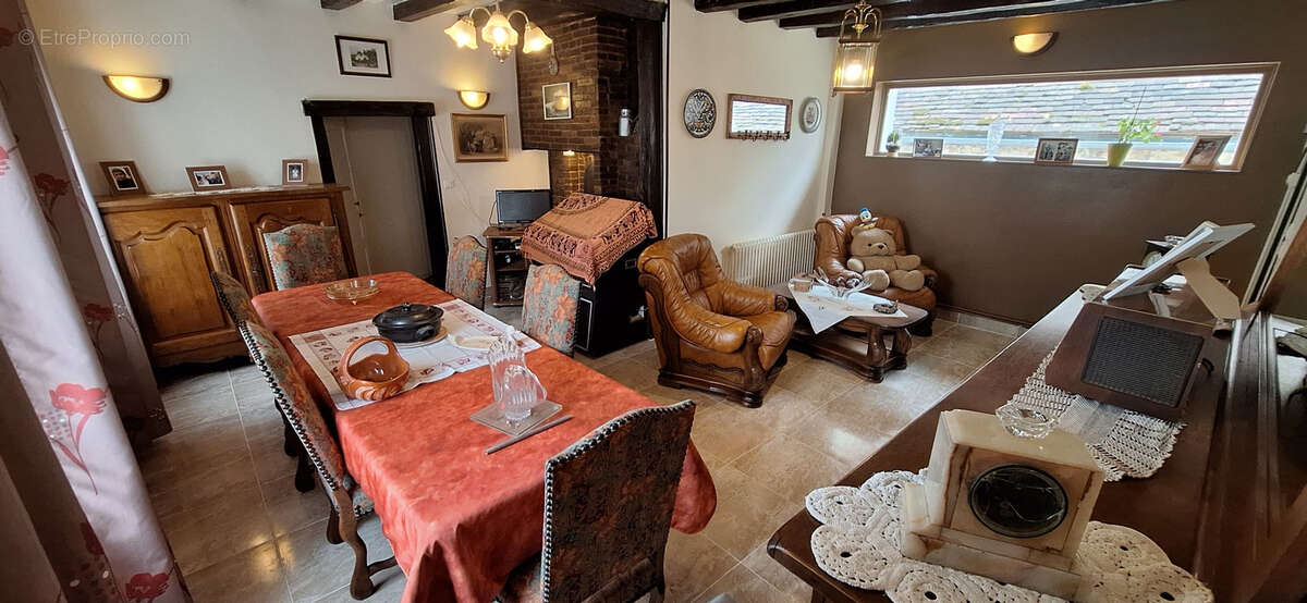 Maison à ARCES-DILO