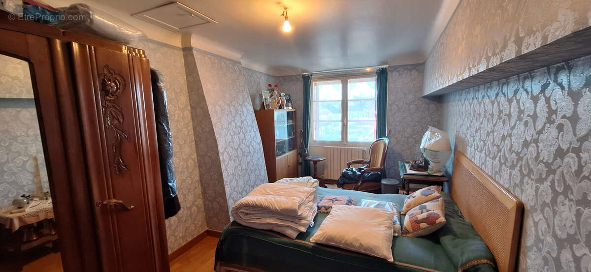 Maison à MALAY-LE-GRAND