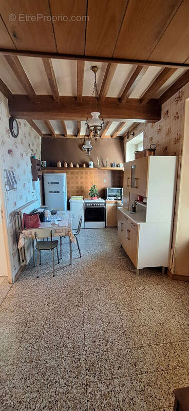 Maison à MALAY-LE-GRAND