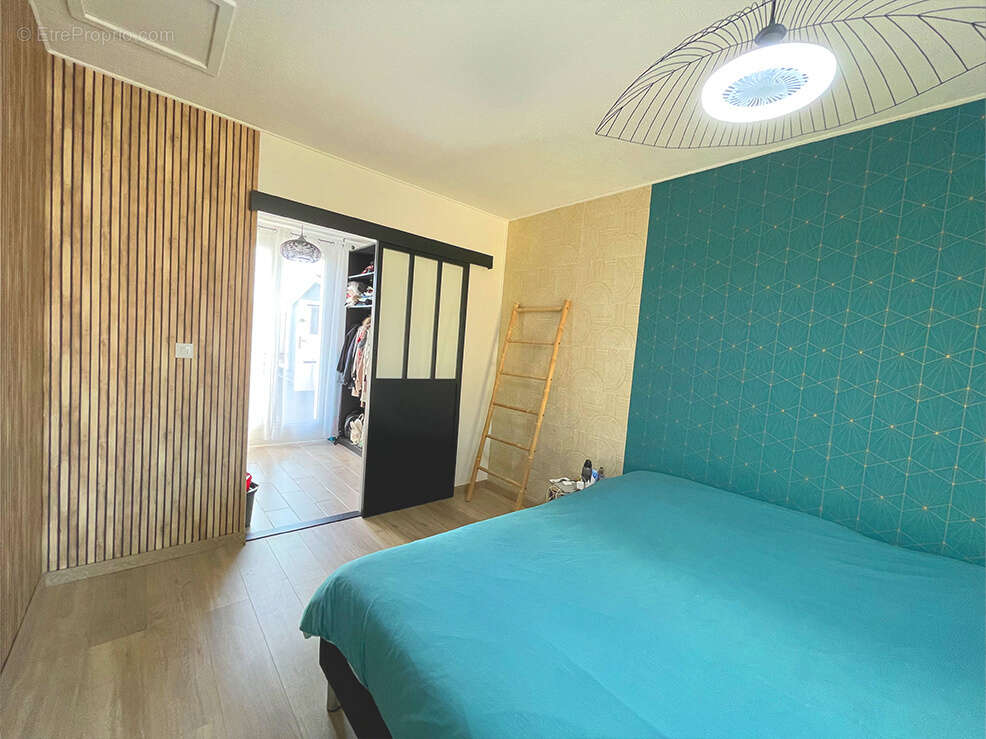 Maison à SAINT-GERVAIS-SUR-ROUBION