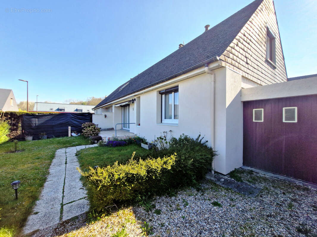 Maison à OUVILLE-LA-RIVIERE