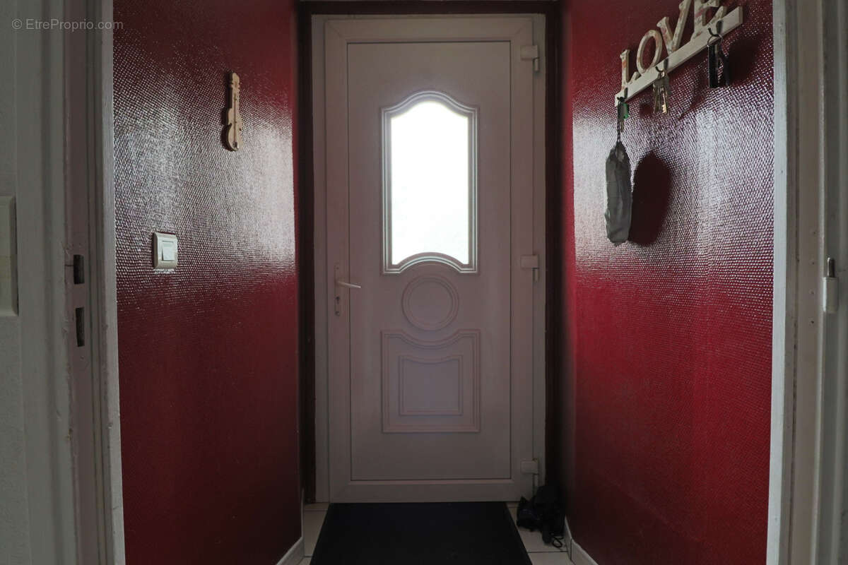 Maison à MURAT-LE-QUAIRE