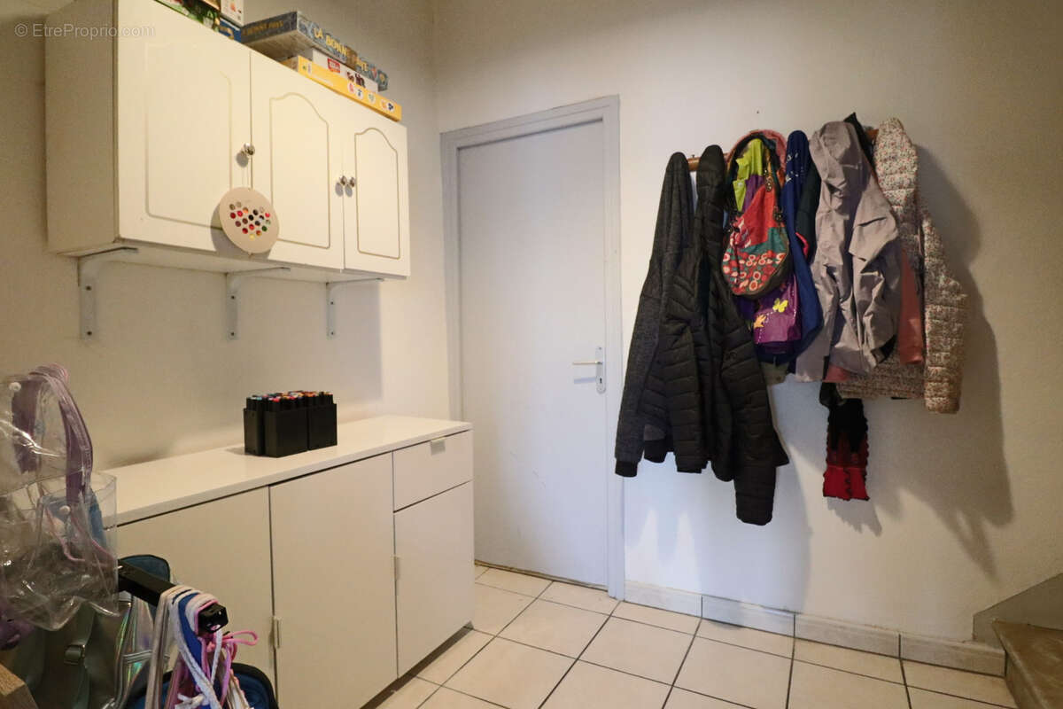 Maison à MURAT-LE-QUAIRE