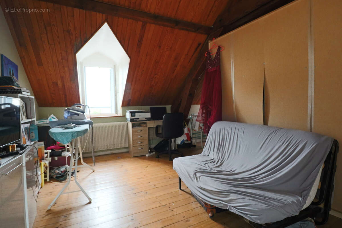 Maison à MURAT-LE-QUAIRE