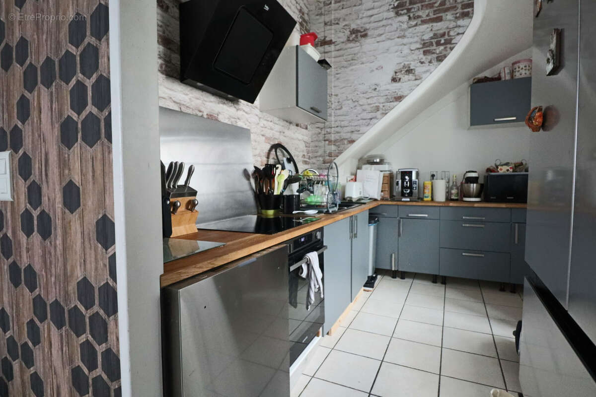 Maison à MURAT-LE-QUAIRE