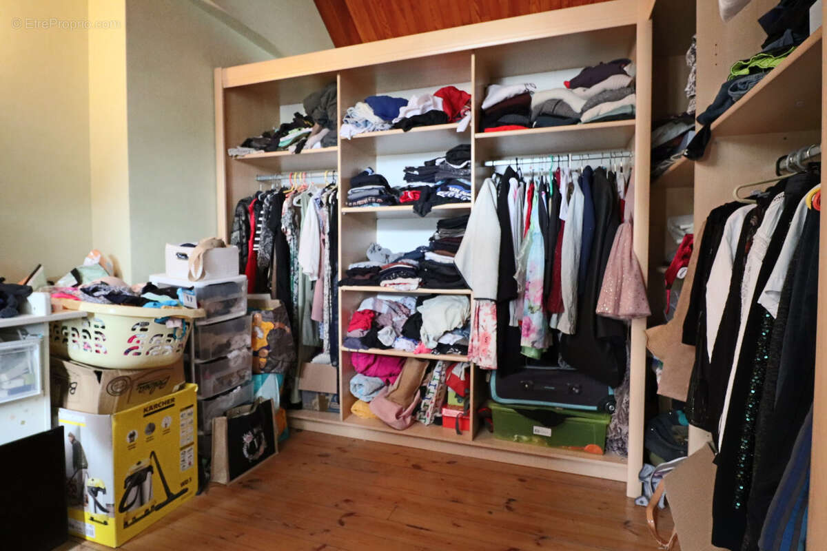 Maison à MURAT-LE-QUAIRE