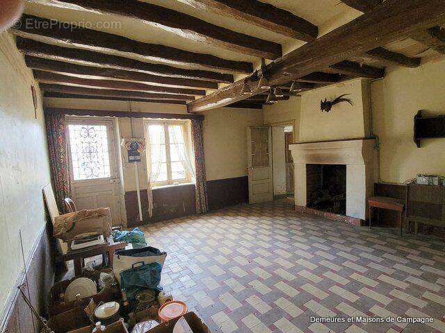 Maison à LE PERRAY-EN-YVELINES