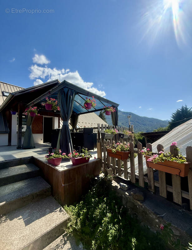 Maison à SAINT-SAUVEUR