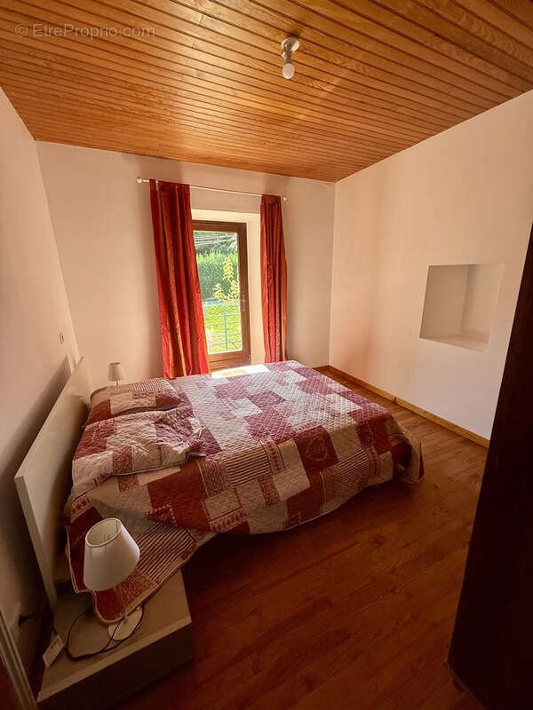 Maison à SAINT-SAUVEUR