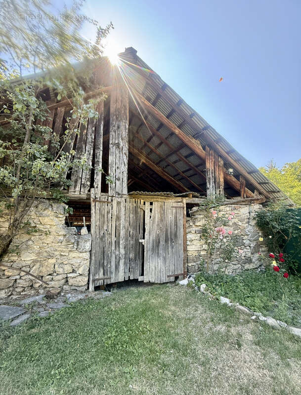 Maison à SAINT-SAUVEUR