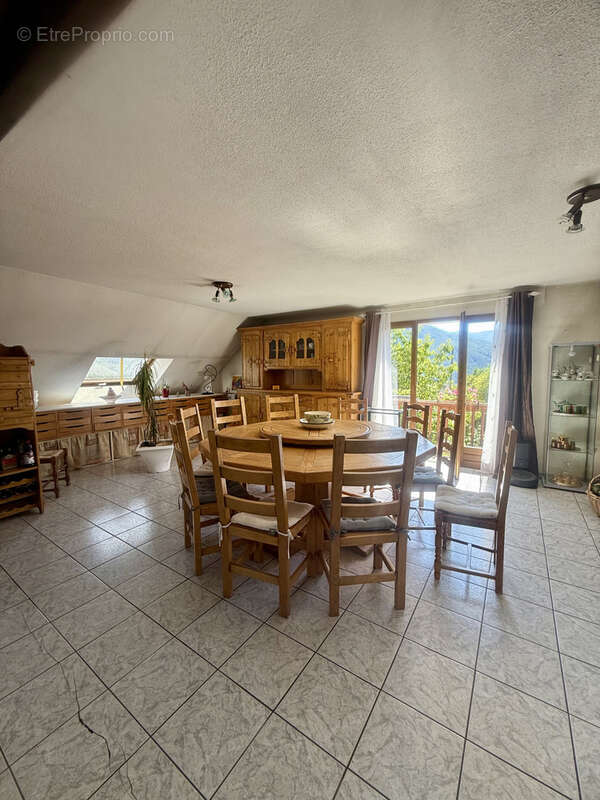 Maison à SAINT-SAUVEUR