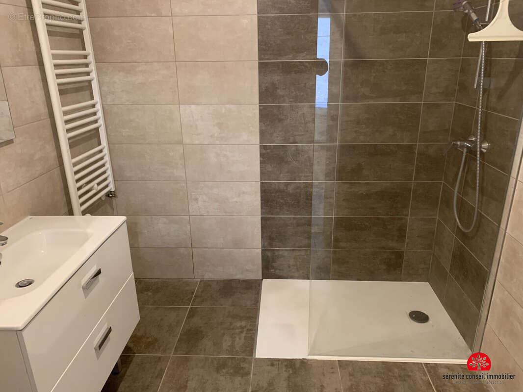 Appartement à REYRIEUX