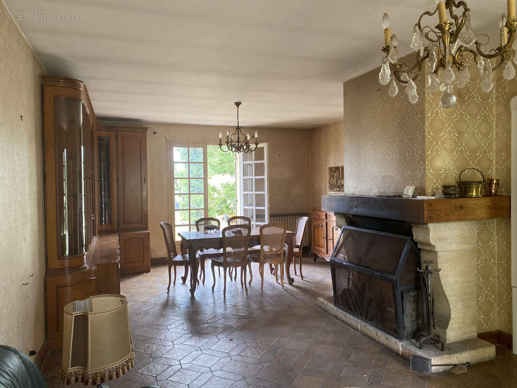 Maison à MARSAC-SUR-L&#039;ISLE