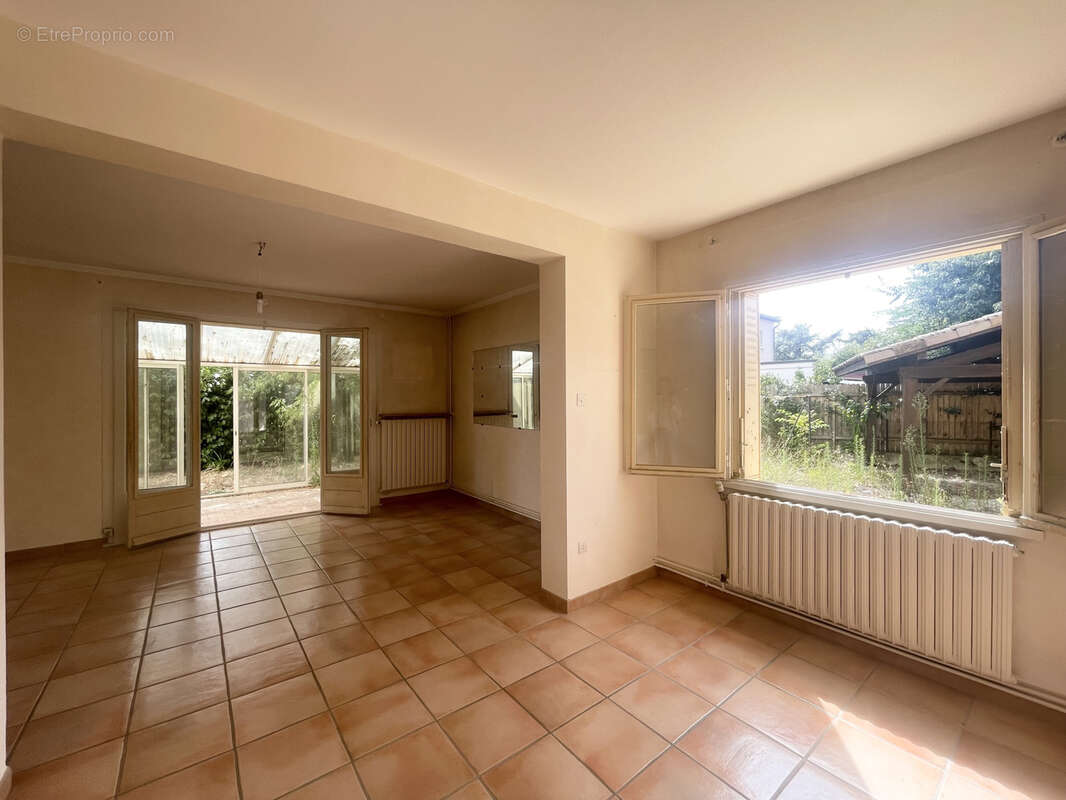 Maison à ROMANS-SUR-ISERE