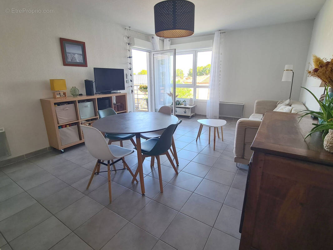 Appartement à CANDILLARGUES