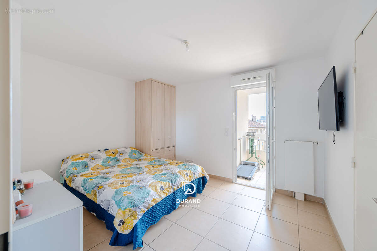 Appartement à MARSEILLE-8E