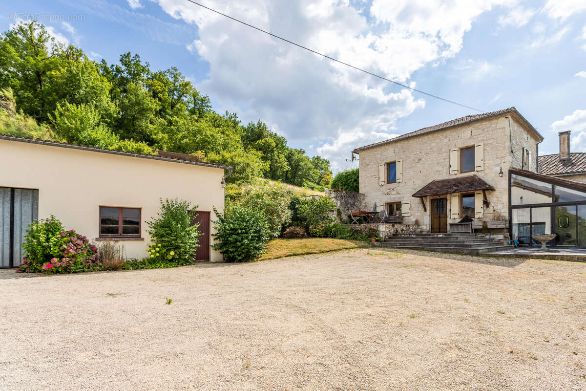 Maison à TOURNON-D&#039;AGENAIS