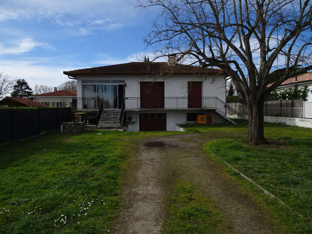 Maison à VILLENEUVE-TOLOSANE