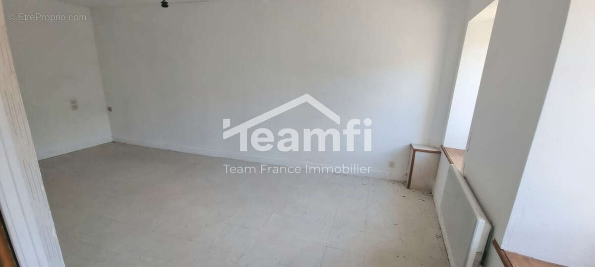 Maison à PLOUNEVEZ-MOEDEC