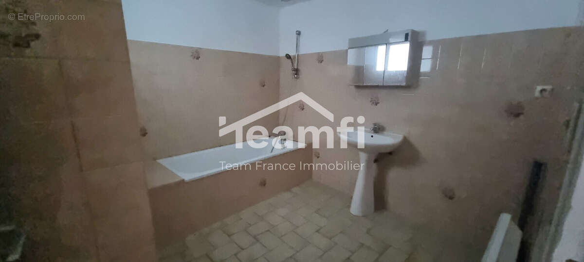 Maison à PLOUNEVEZ-MOEDEC