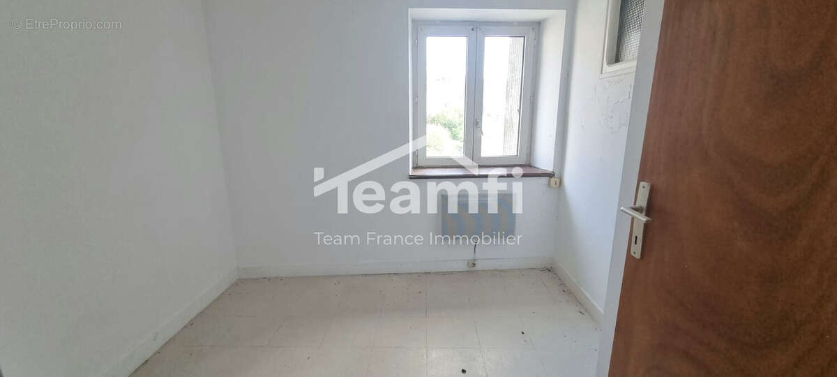 Maison à PLOUNEVEZ-MOEDEC