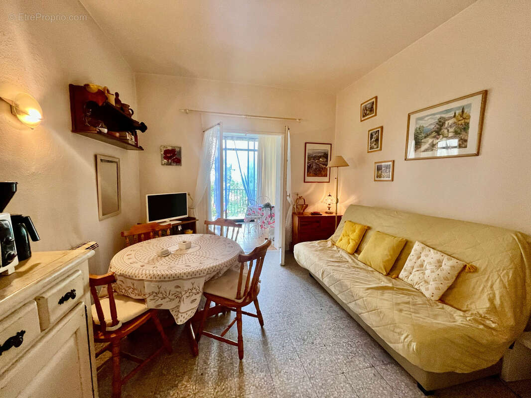 Appartement à FREJUS