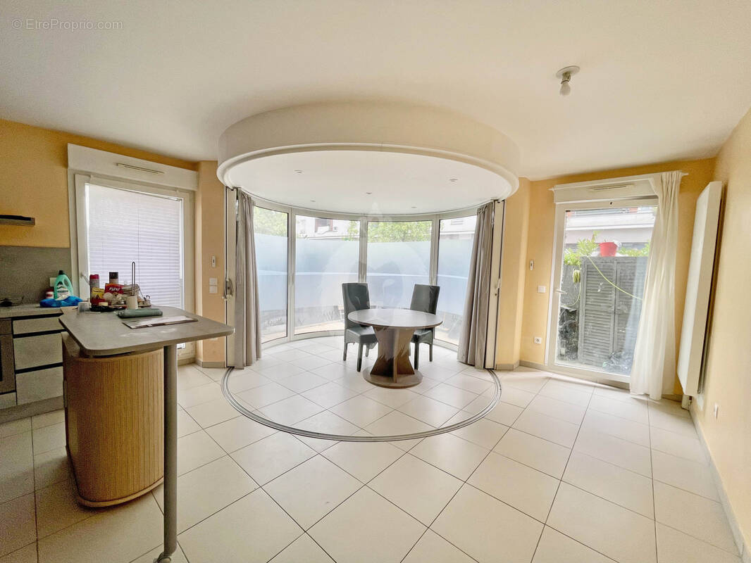 Appartement à BONNEUIL-SUR-MARNE