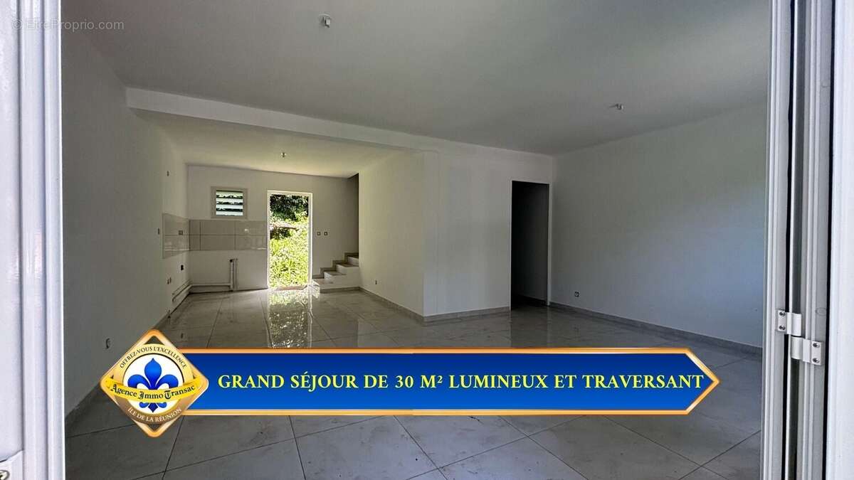 Maison à SAINTE-ROSE