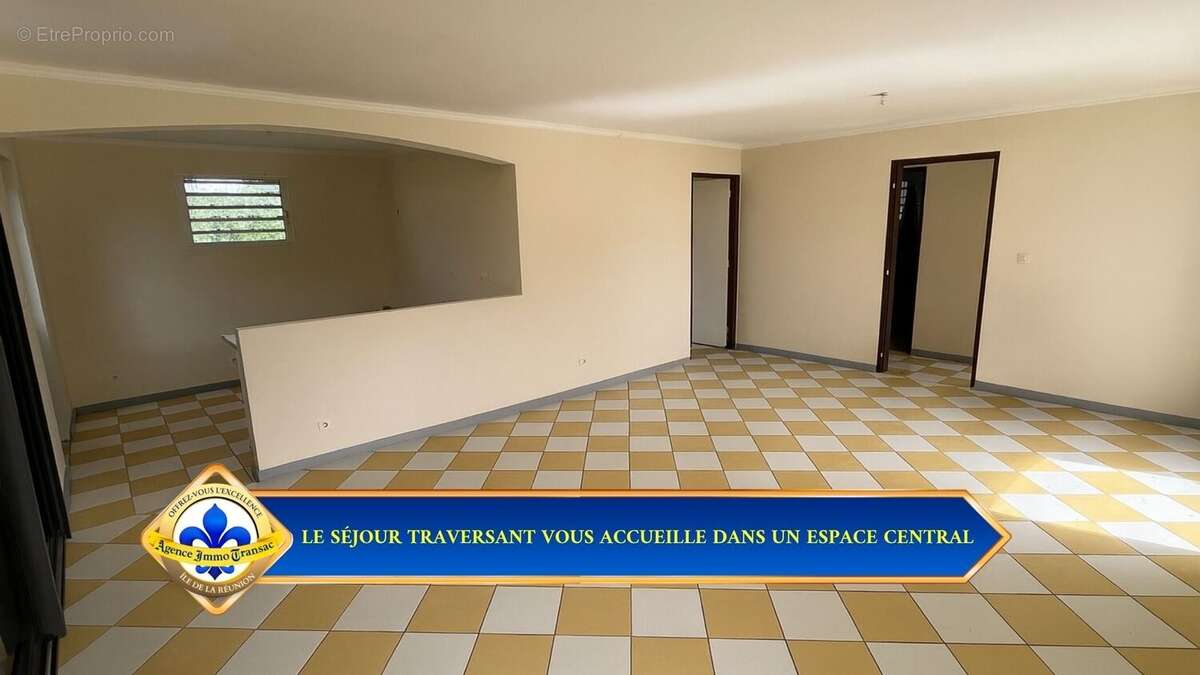 Maison à SAINT-BENOIT